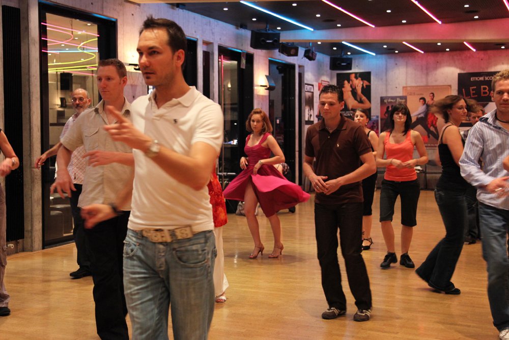 Latino Groove im Badener Tanzcentrum